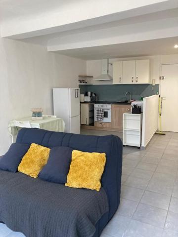 Joli Appartement Au Coeur Du Village Lorgues Εξωτερικό φωτογραφία